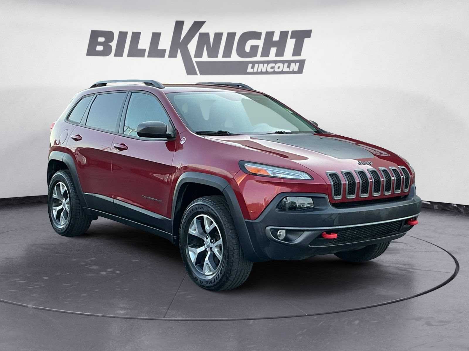 Used 2015 Jeep Cherokee Trailhawk w/ Leather Interior Group AWD/4WD image 7
