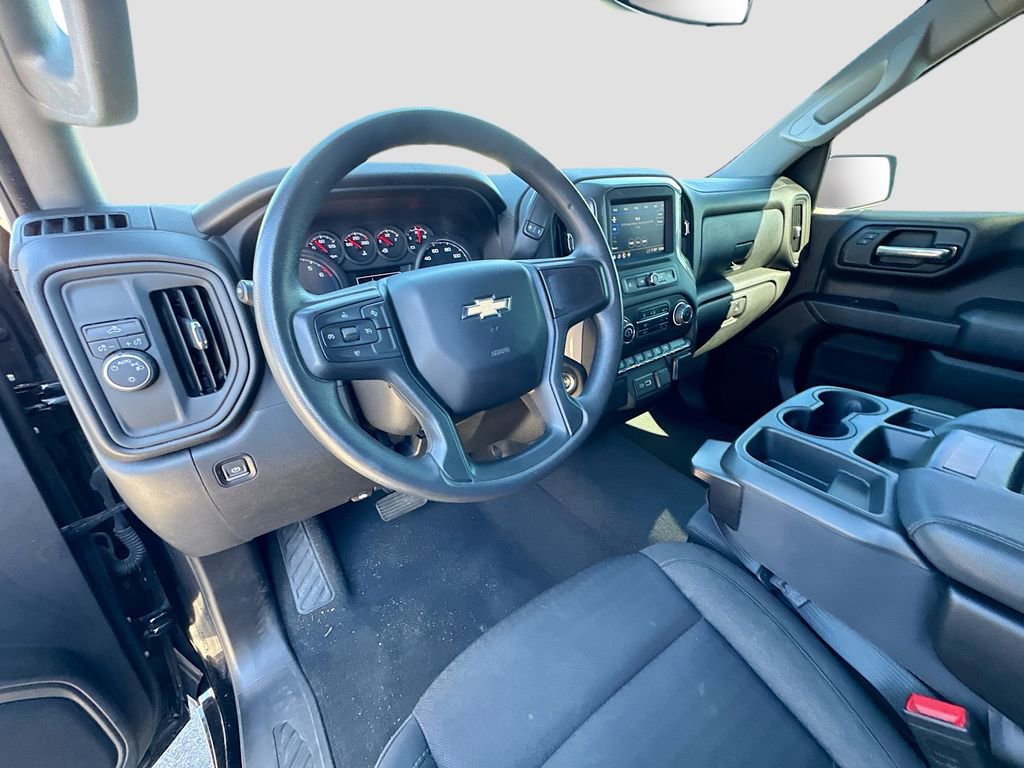 Used 2024 Chevrolet Silverado 1500 Custom image 9