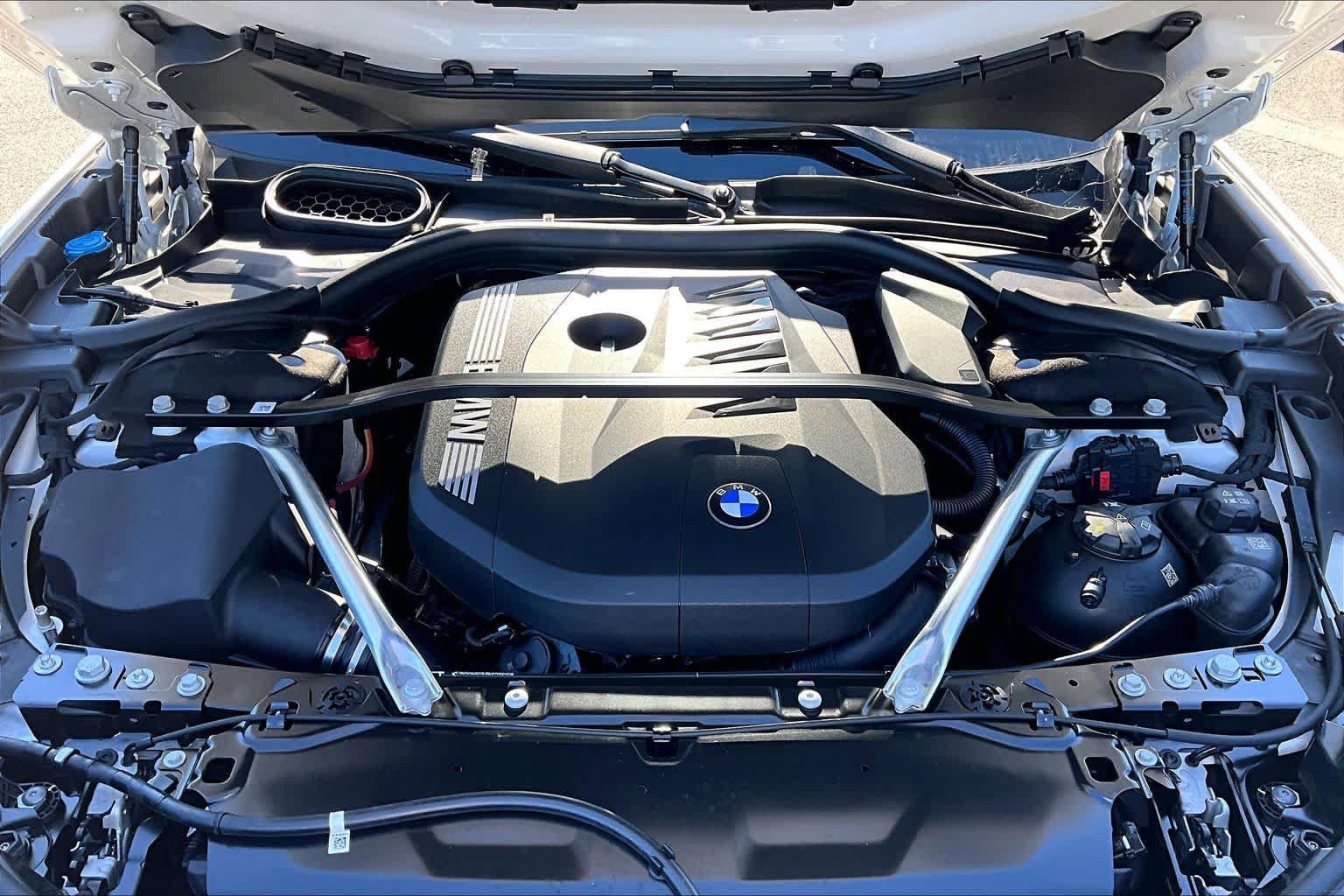 New 2027 BMW 740i w/ Executive Package RWD image 16