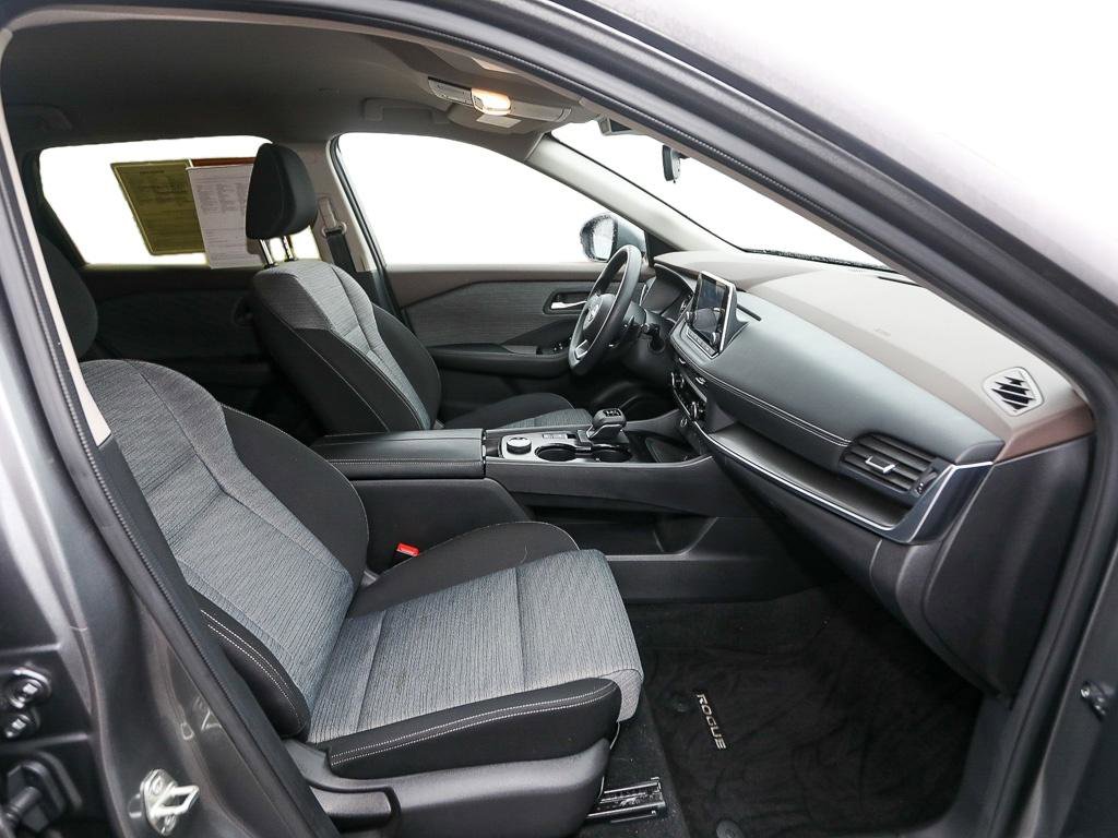 Used 2023 Nissan Rogue SV image 21
