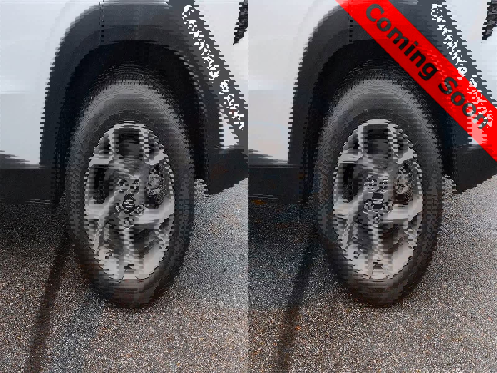 Used 2024 Chevrolet Trax LT w/ LT Convenience Package image 13