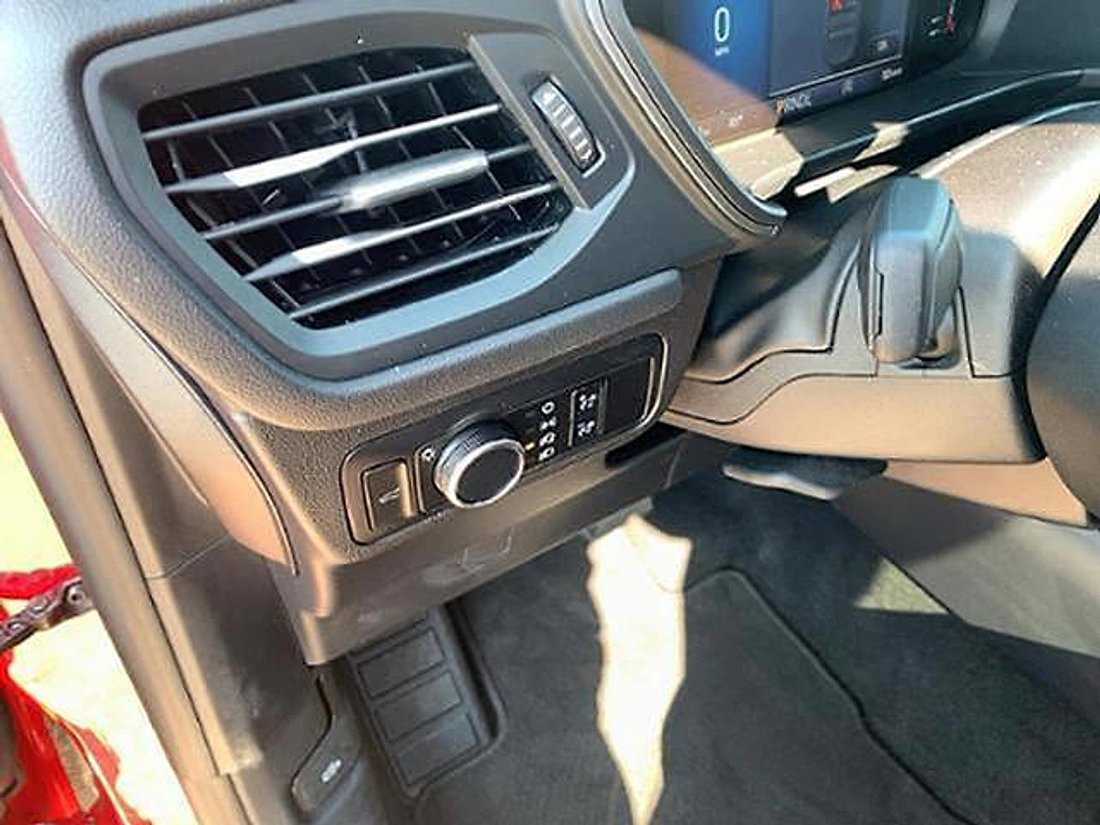 Used 2024 Ford Escape Active image 19