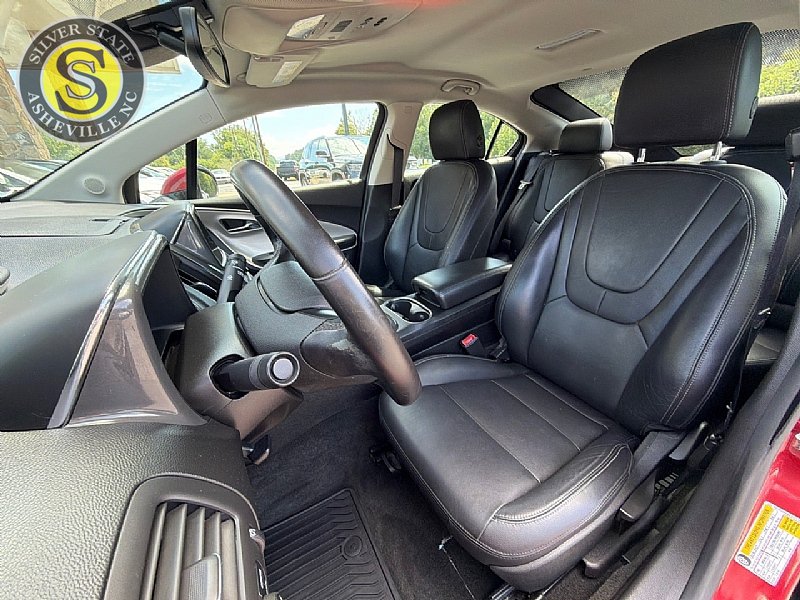 Used 2013 Chevrolet Volt Premium w/ Premium Trim Package FWD image 12