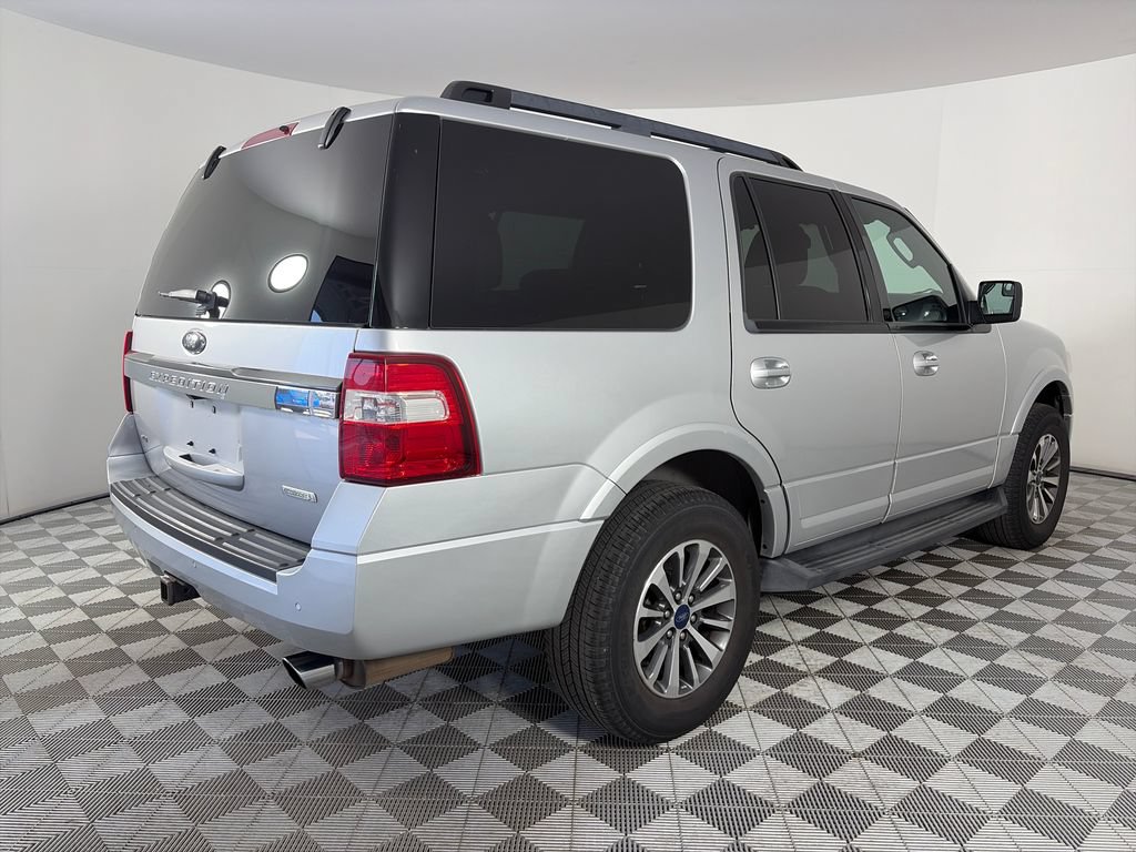 Used 2017 Ford Expedition XLT AWD/4WD image 7