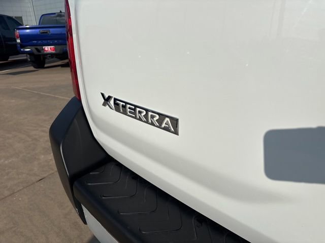 Used 2011 Nissan Xterra S AWD/4WD image 12
