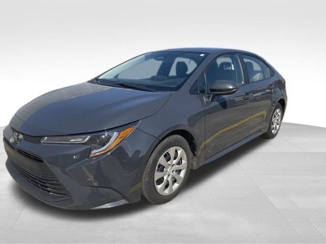 Used 2024 Toyota Corolla LE FWD image 2
