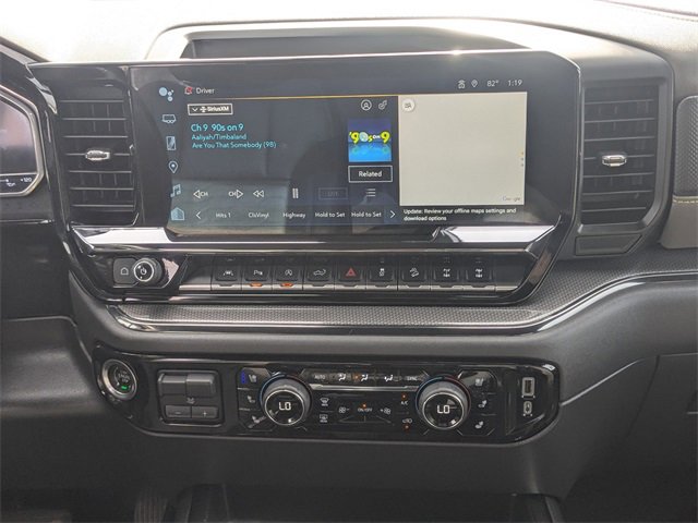 Used 2022 Chevrolet Silverado 1500 ZR2 w/ Technology Package image 18