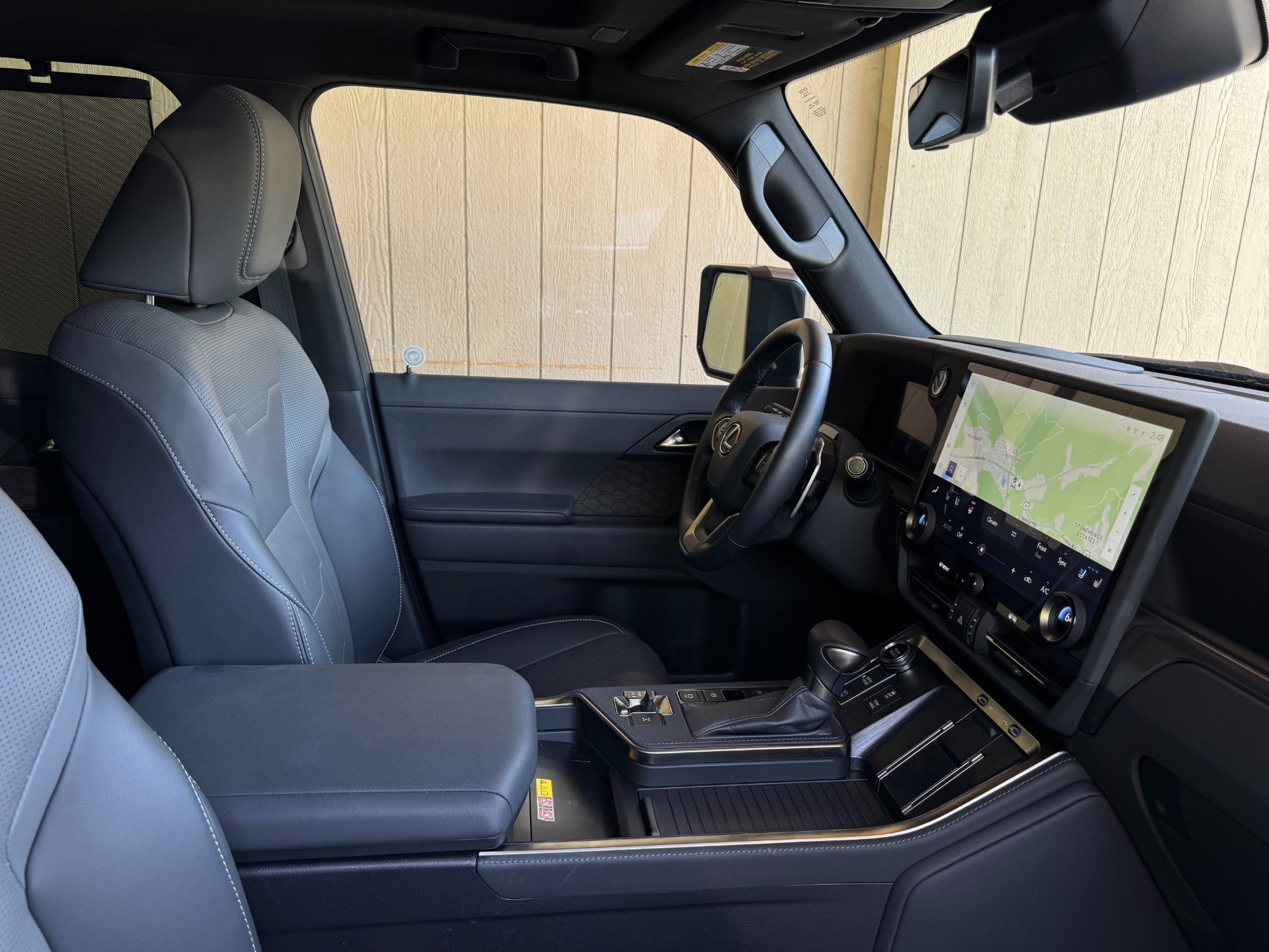 Used 2024 Lexus GX 550 AWD/4WD image 22