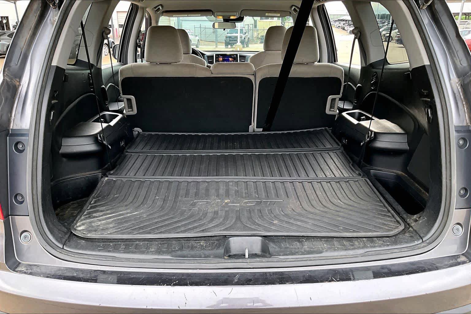 Used 2018 Honda Pilot EX image 29