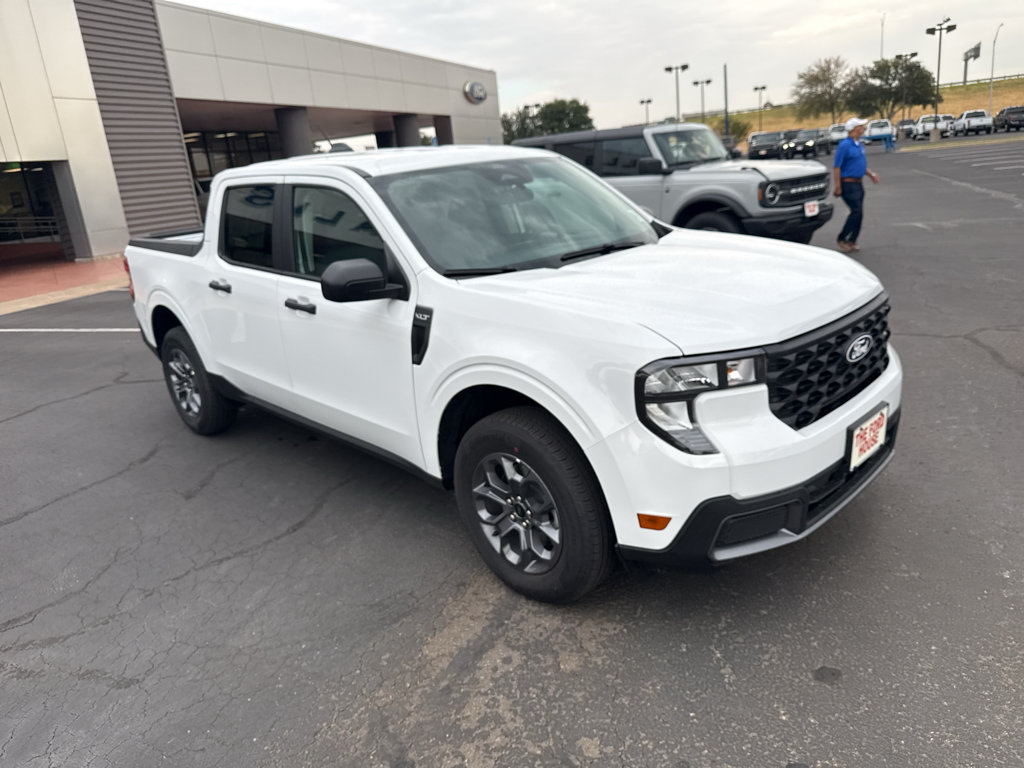 New 2026 Ford Maverick XLT FWD image 3