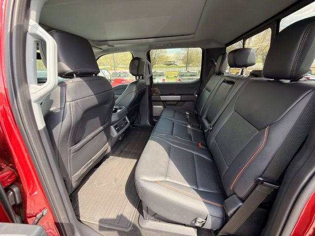 New 2026 Ford F250 Lariat w/ Black Appearance Package image 8