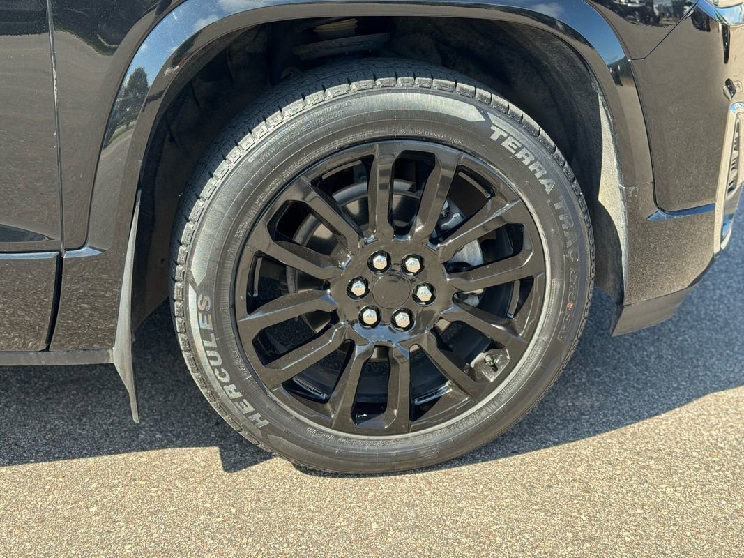 Used 2020 GMC Acadia Denali image 10