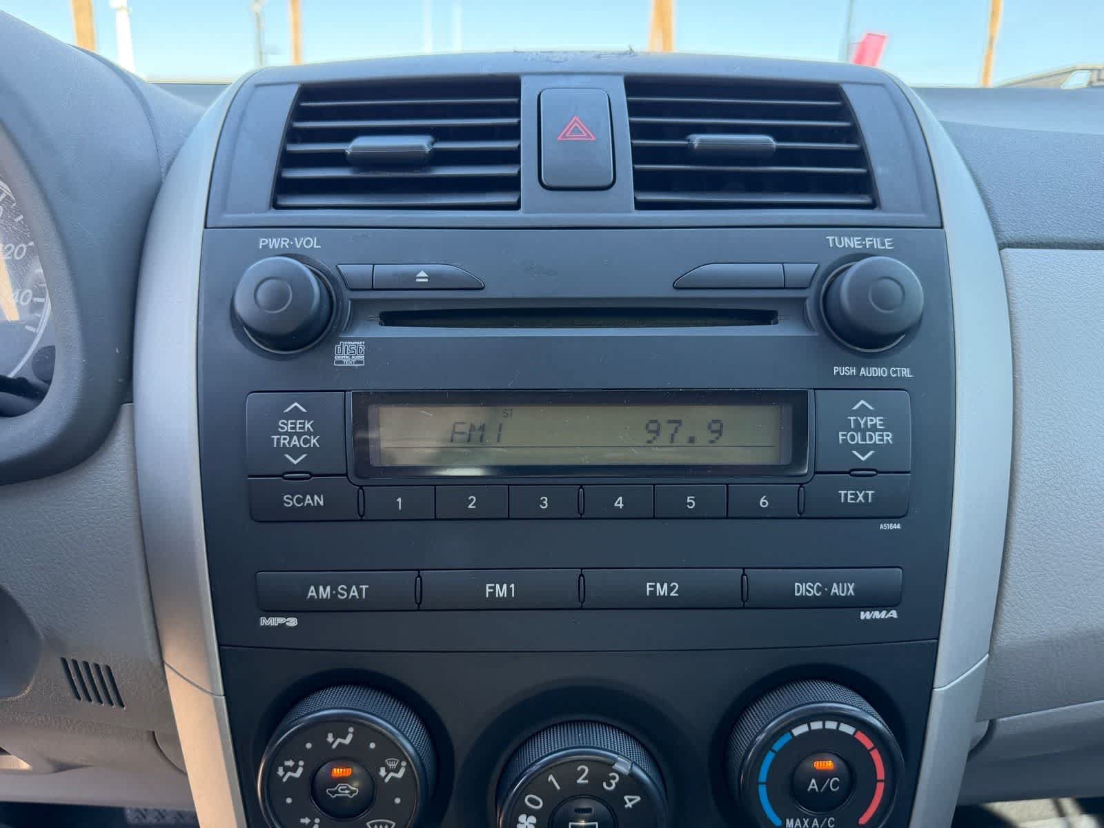 Used 2009 Toyota Corolla LE FWD image 19