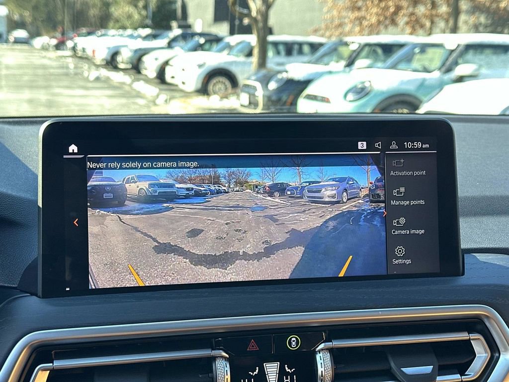 Used 2024 BMW X4 xDrive30i w/ Premium Package image 12