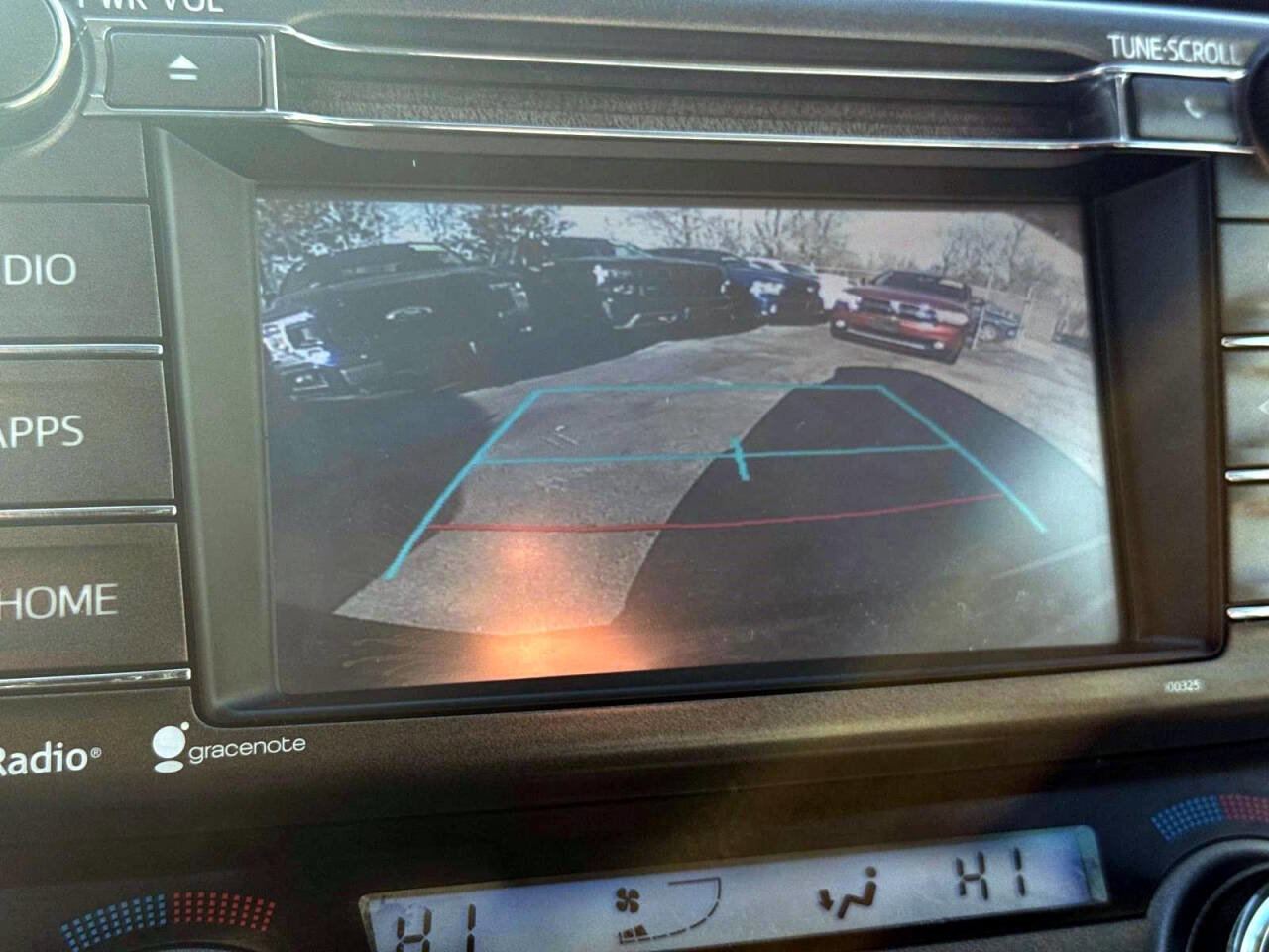 Used 2015 Toyota RAV4 XLE image 17