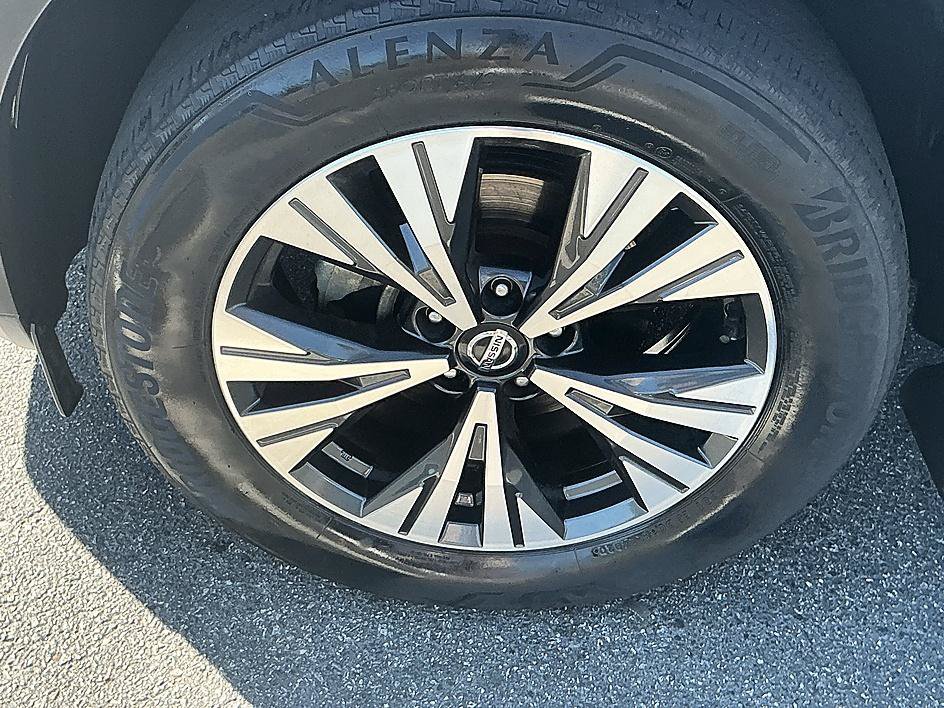 Certified 2021 Nissan Rogue SV AWD/4WD image 10