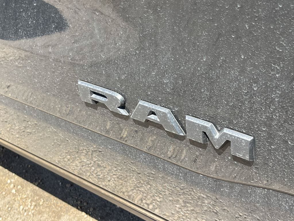 Used 2022 RAM 1500 Limited AWD/4WD image 5