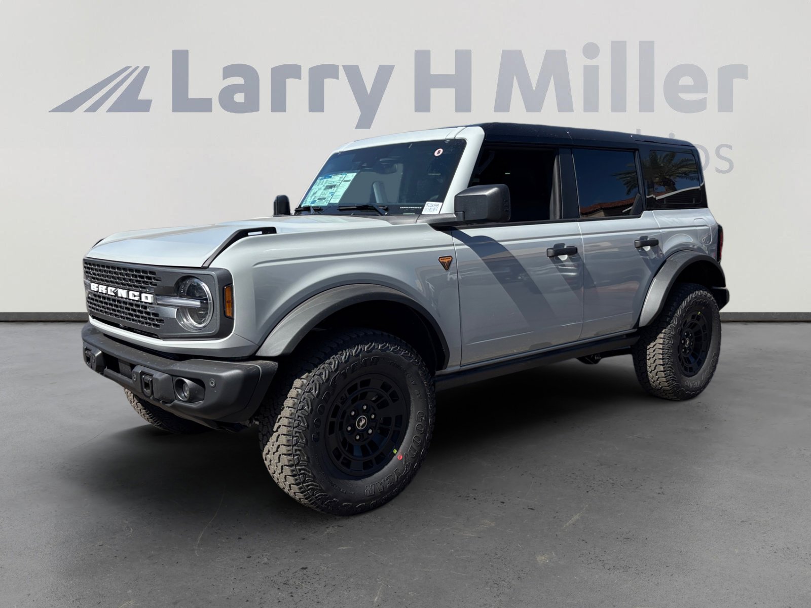 New 2026 Ford Bronco Badlands image 1