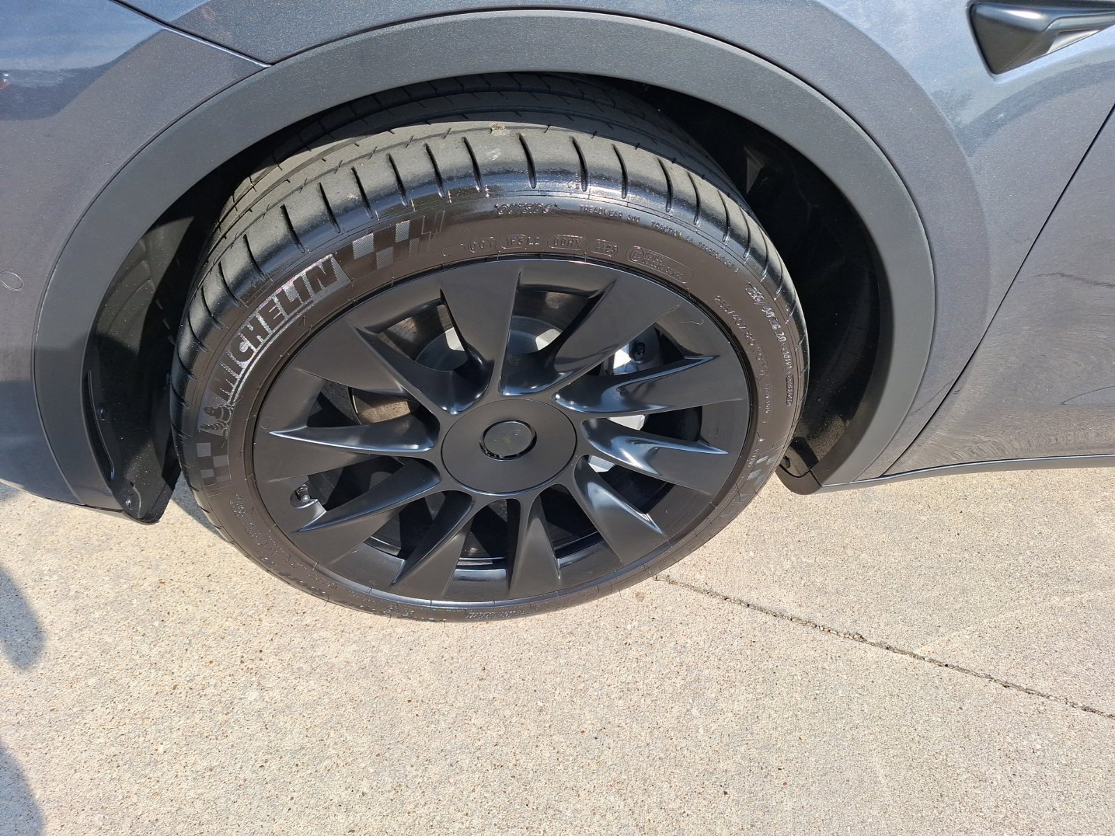 Used 2020 Tesla Model Y Long Range AWD/4WD image 11