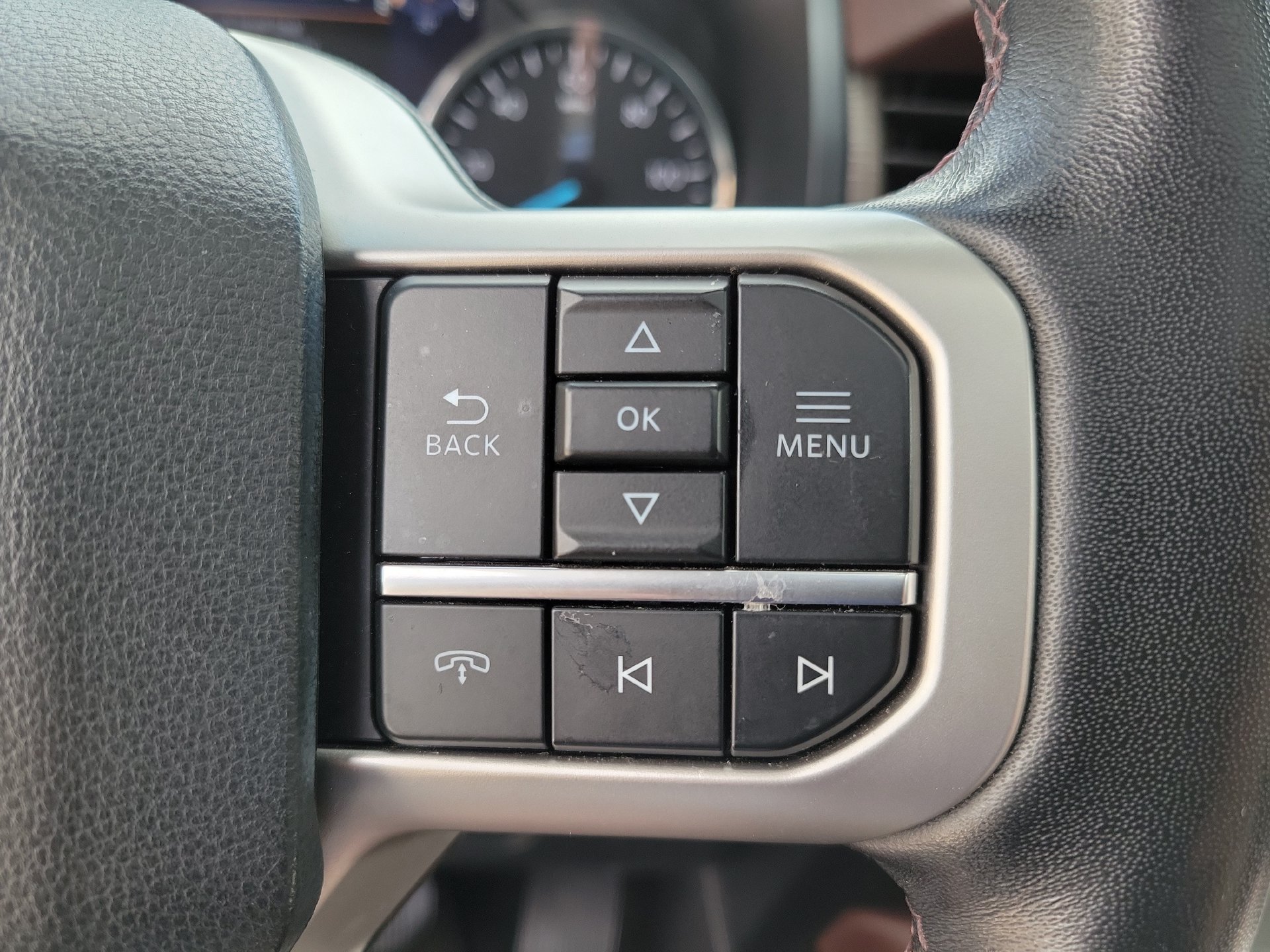 Used 2024 Ford Expedition Limited RWD image 31