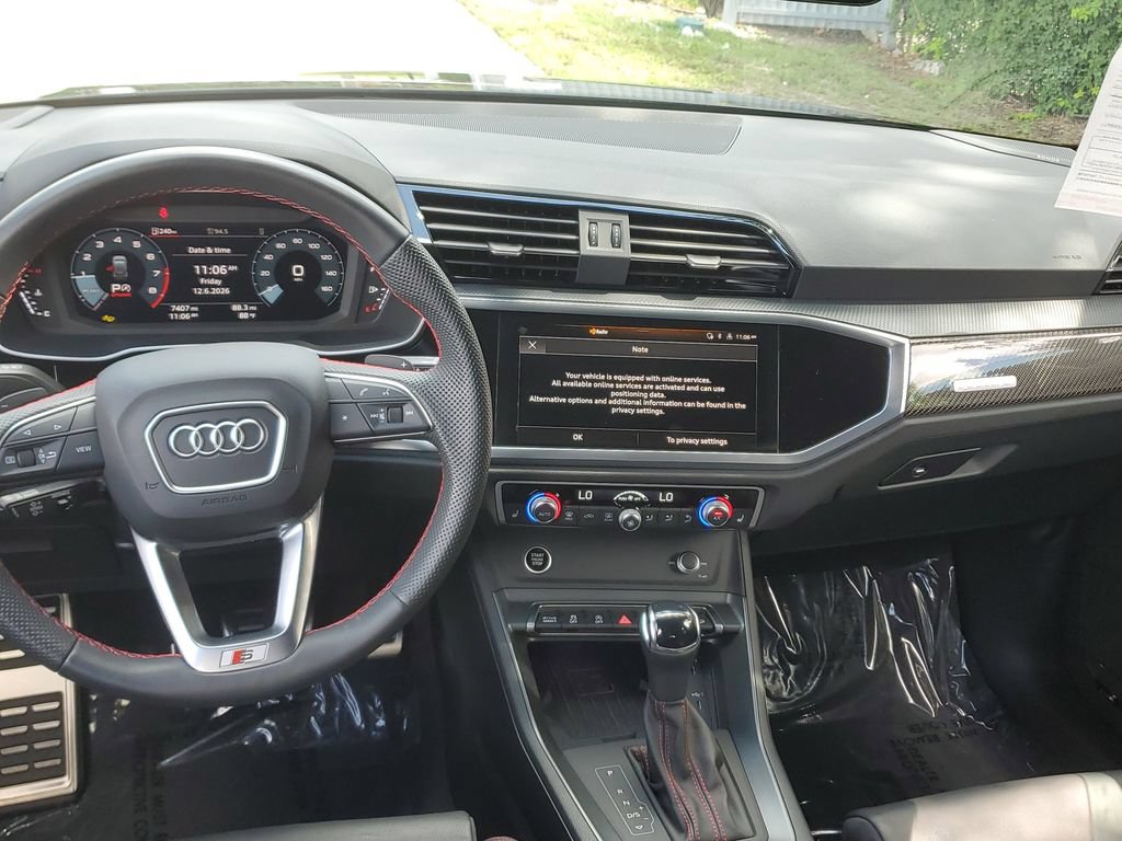 Certified 2025 Audi Q3 2.0T Premium Plus w/ Premium Plus Package AWD/4WD image 21