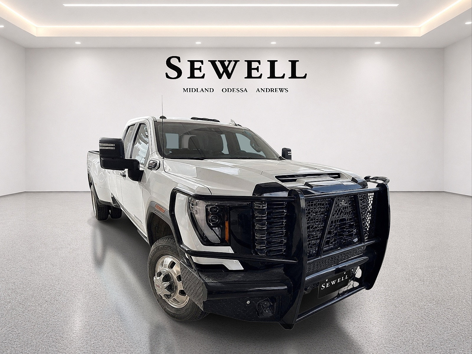 Used 2025 GMC Sierra 3500 Denali Ultimate AWD/4WD image 3