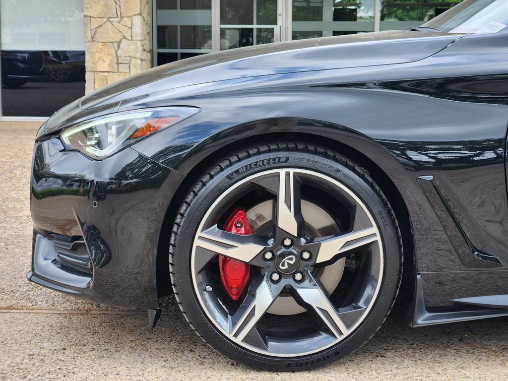 Used 2022 INFINITI Q60 Red Sport 400 AWD/4WD image 9