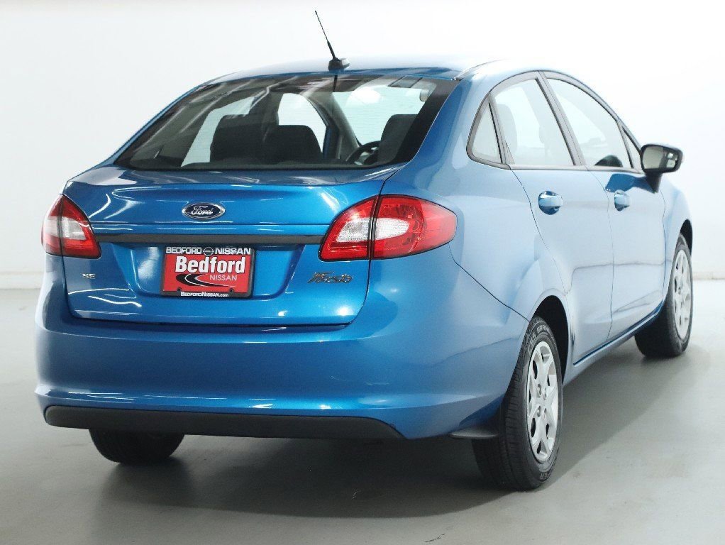 Used 2013 Ford Fiesta SE image 44