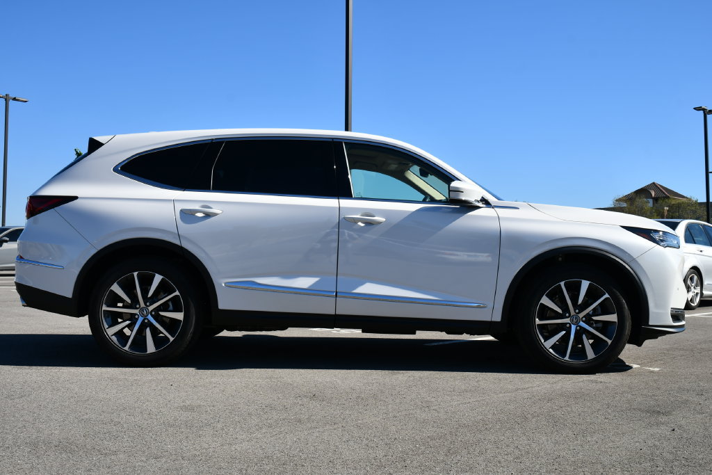 Certified 2026 Acura MDX w/ Technology Package AWD/4WD image 12