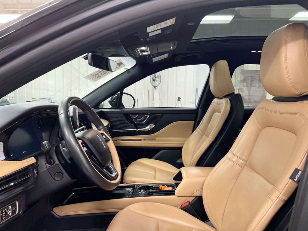 Used 2022 Lincoln Corsair Reserve w/ Equipment Group 201A image 20