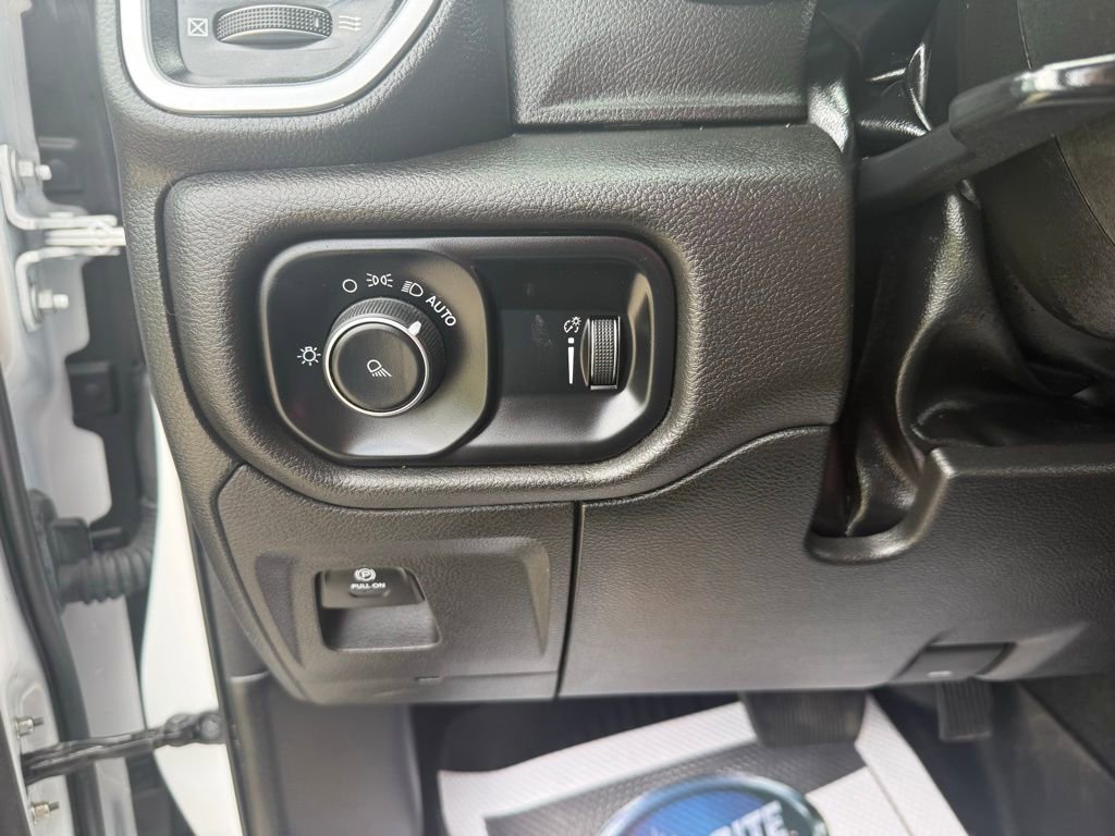 Used 2023 RAM 1500 Big Horn image 34