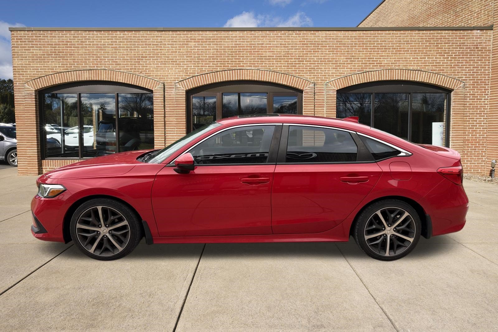 Used 2022 Honda Civic Touring image 7
