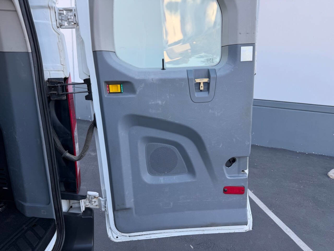 Used 2017 Ford Transit 350 XL image 18