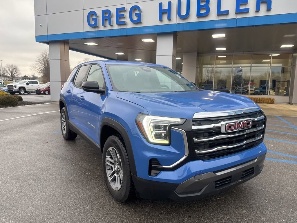 Used 2026 GMC Terrain Elevation image 32