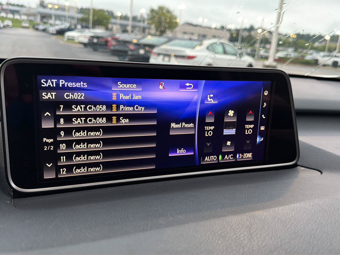 Used 2019 Lexus RX 350L Luxury w/ Cold Area Package (CT) AWD/4WD image 23