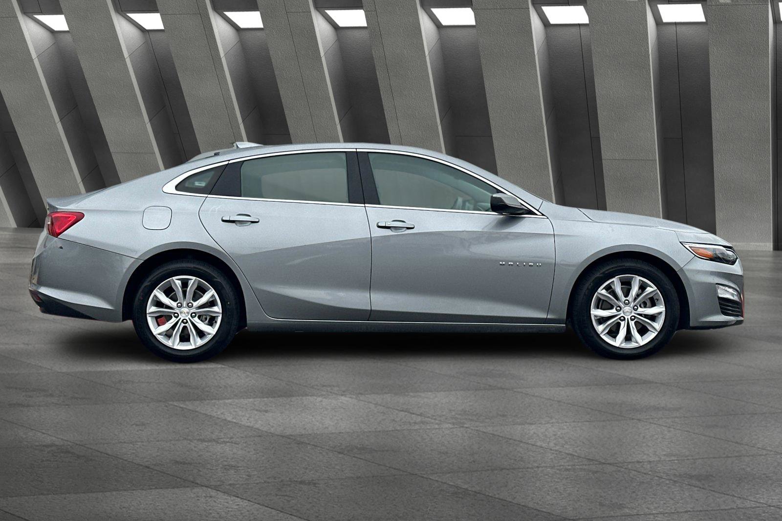Certified 2023 Chevrolet Malibu LT image 3
