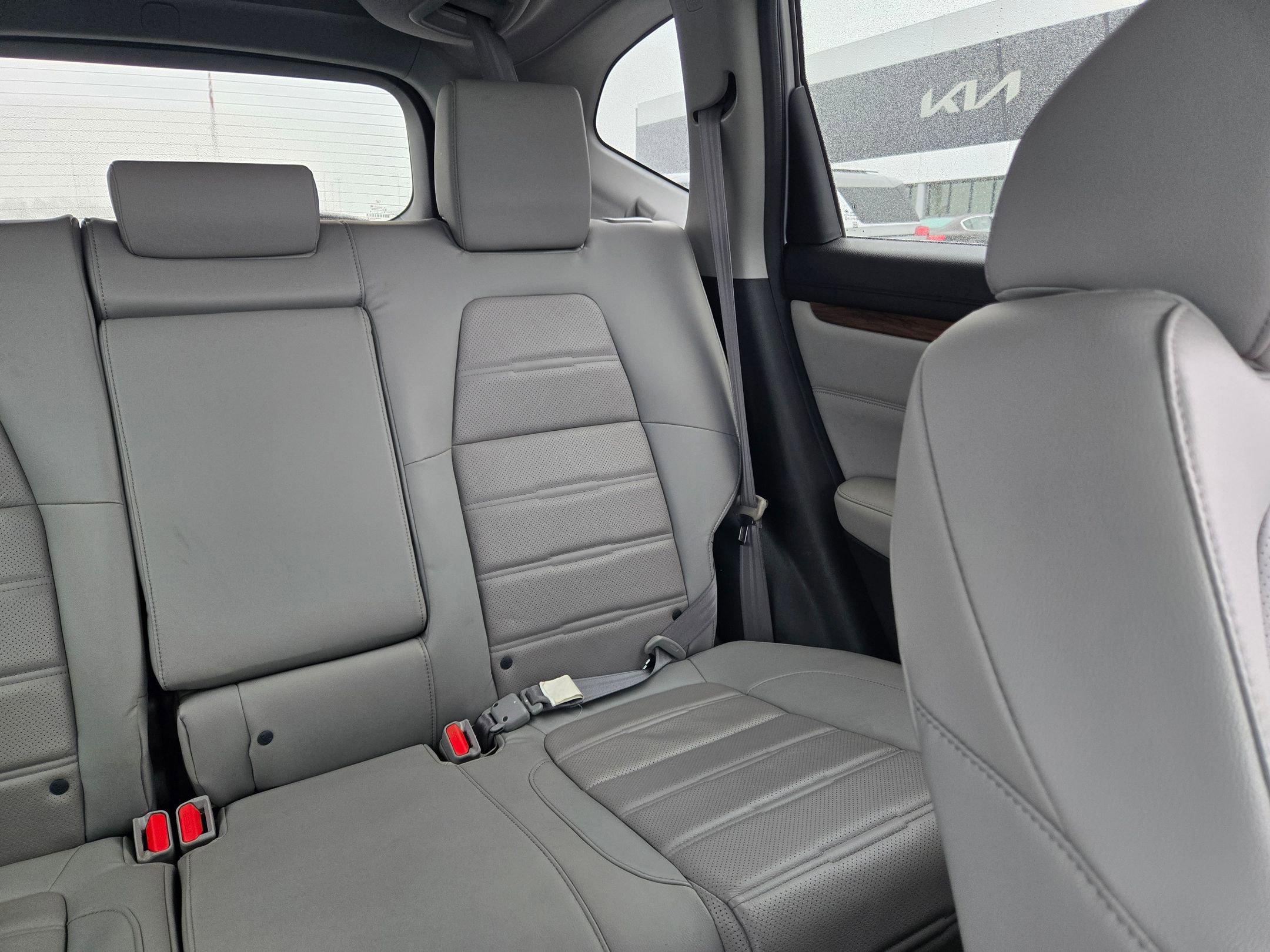 Used 2018 Honda CR-V Touring image 14