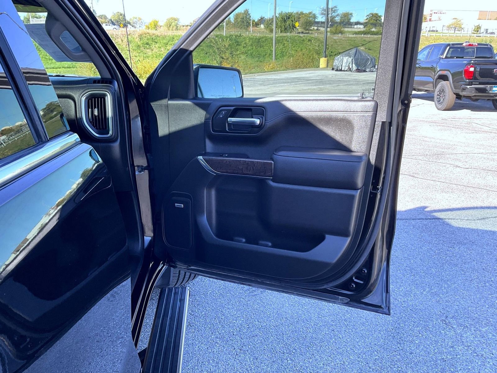 Used 2019 GMC Sierra 1500 Denali w/ Denali Ultimate Package image 16