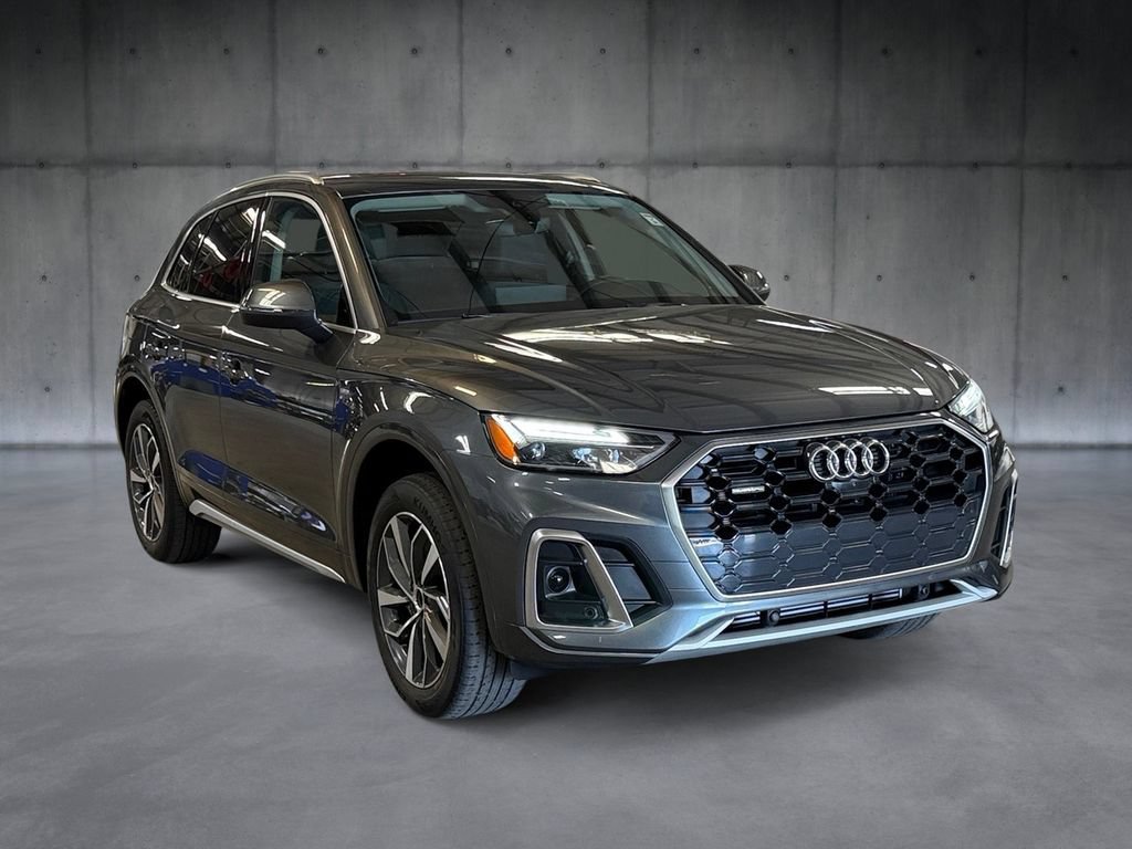Used 2023 Audi Q5 2.0T Premium Plus w/ Premium Plus Package AWD/4WD image 7