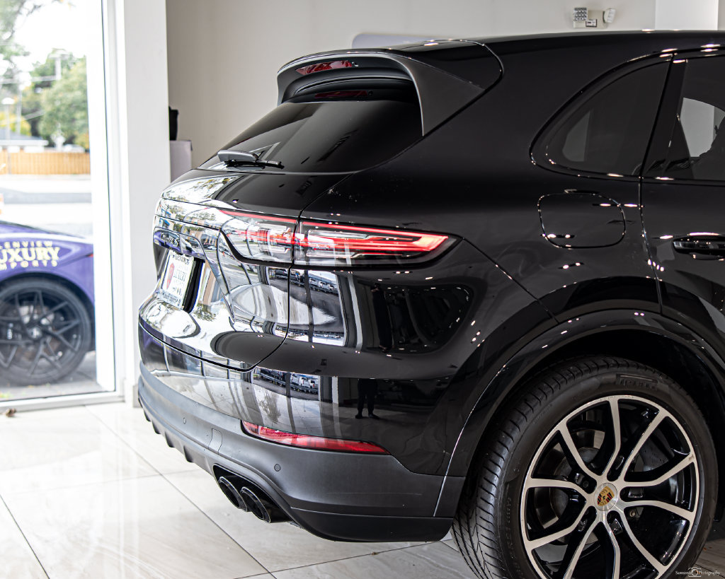 Used 2022 Porsche Cayenne S AWD/4WD image 12