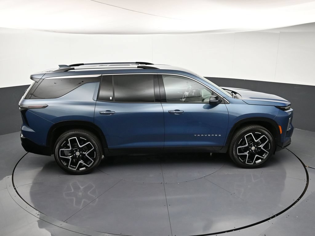 Used 2026 Chevrolet Traverse High Country AWD/4WD image 21