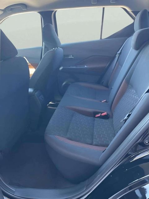 Used 2023 Nissan Kicks SR image 10