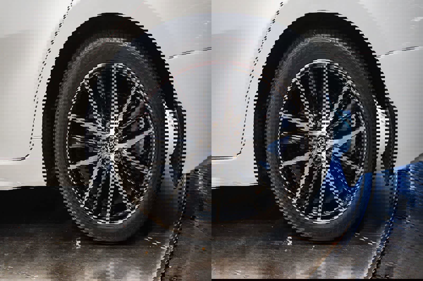 Used 2023 Toyota Camry SE w/ Convenience Package image 10