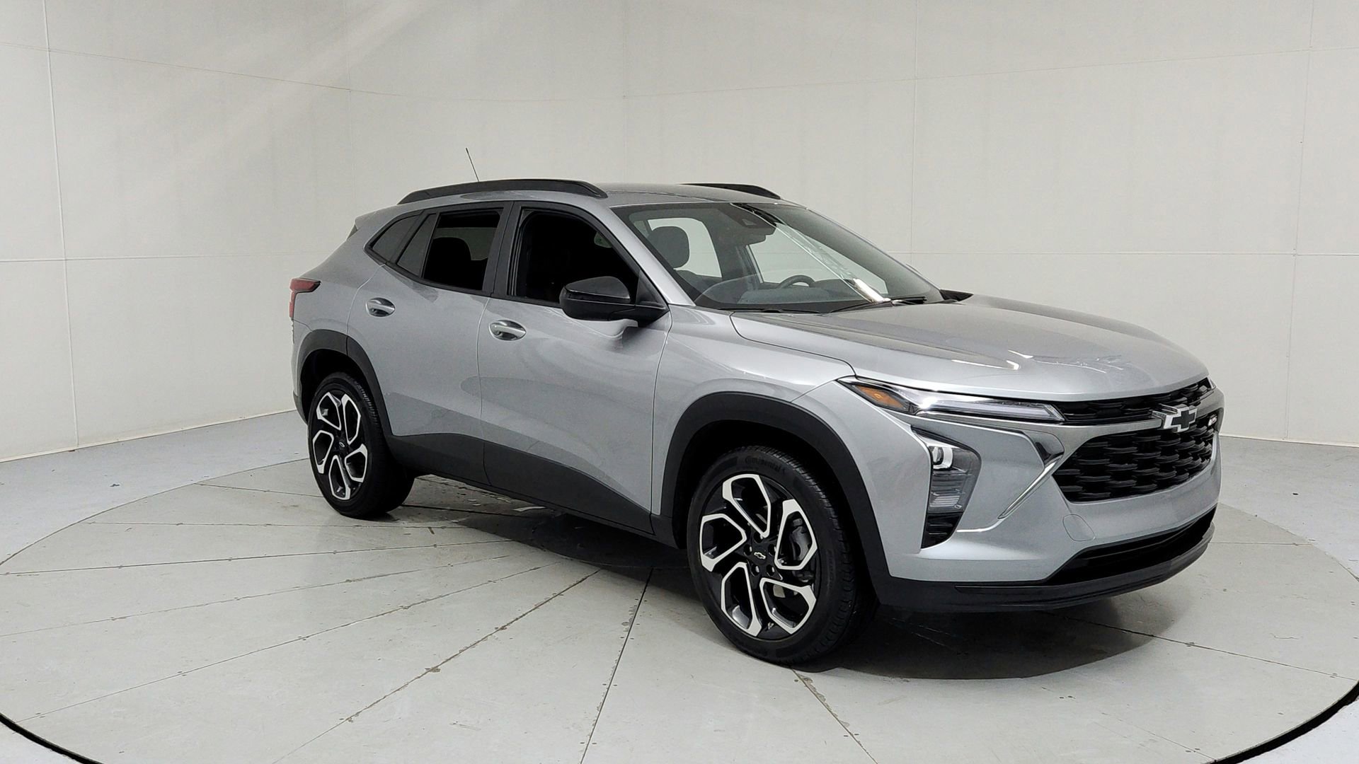 Certified 2025 Chevrolet Trax RS w/ Driver Confidence Package image 7