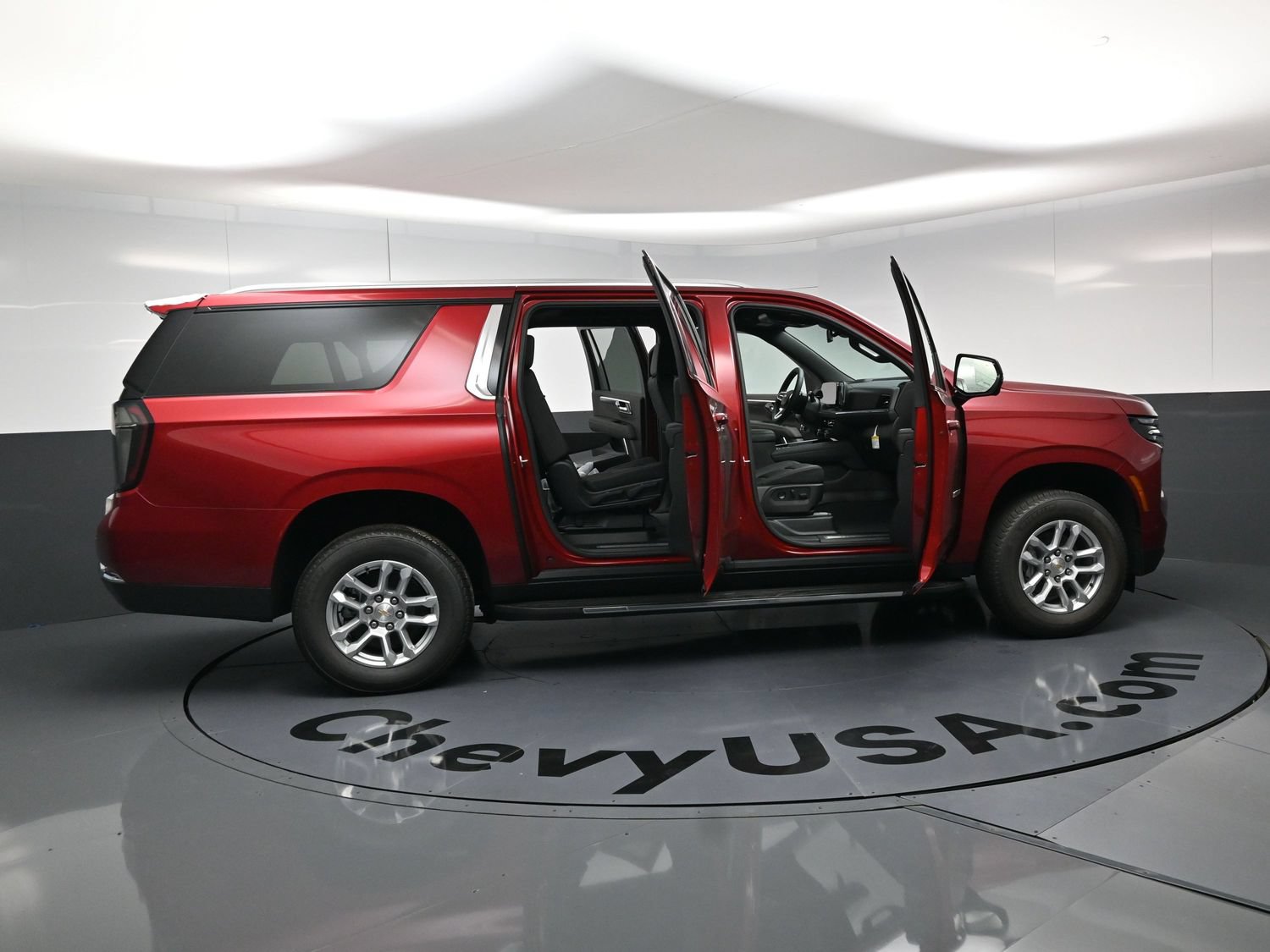 New 2026 Chevrolet Suburban LT w/ Comfort Package AWD/4WD image 26