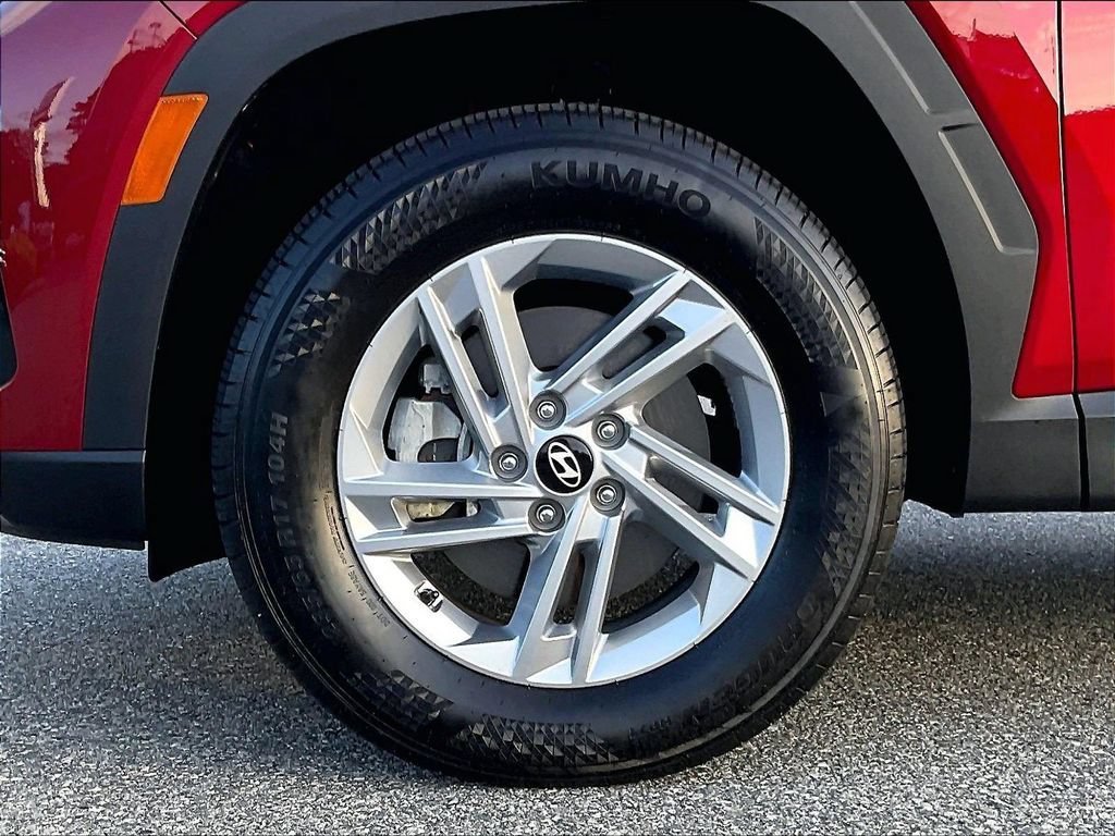 Used 2025 Hyundai Tucson SE AWD/4WD image 7
