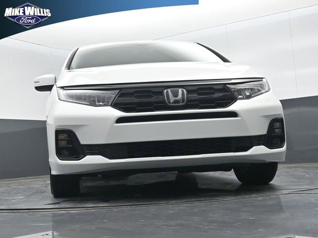 Used 2025 Honda Odyssey Elite image 18