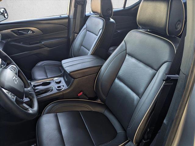 Certified 2023 Chevrolet Traverse Premier w/ Redline Edition image 17