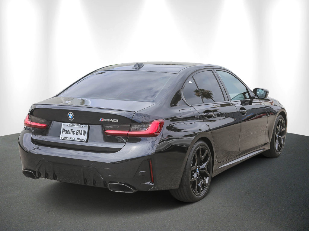 Used 2026 BMW M340i Sedan w/ Premium Package RWD image 6