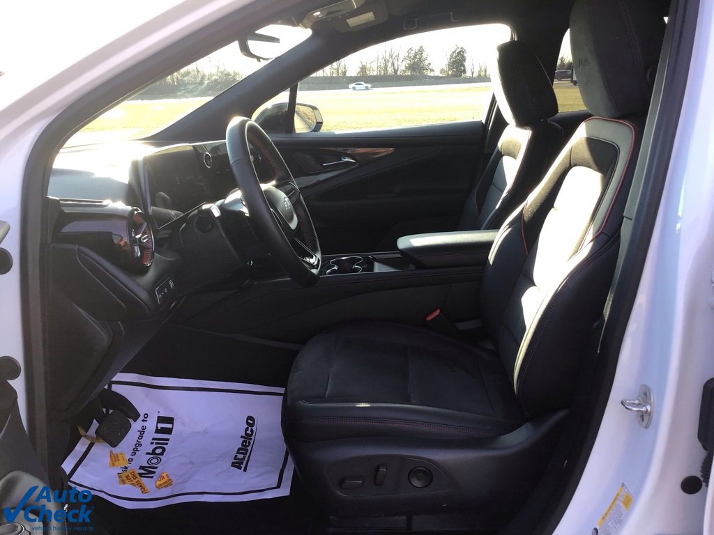 Used 2024 Chevrolet Blazer EV RS image 29